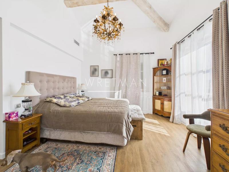 Villa - 178 m² - 6 pièces