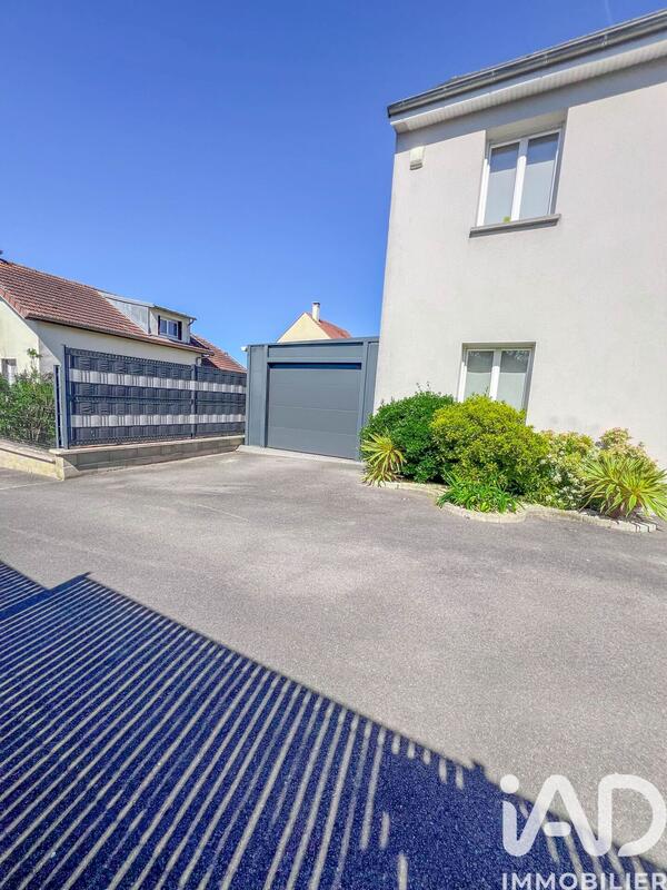 Maison - 100 m² - 5 pièces