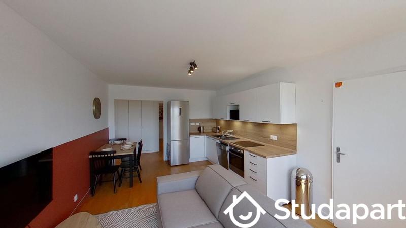 Chambre - 12 m² - 1 pièce