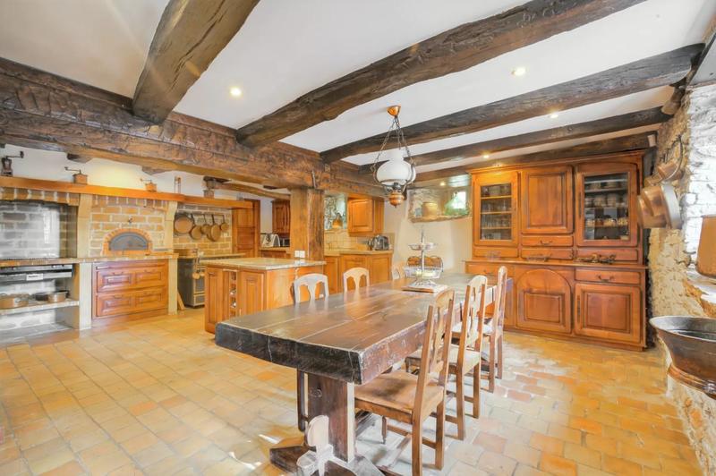 Demeure - 340 m² - 10 pièces