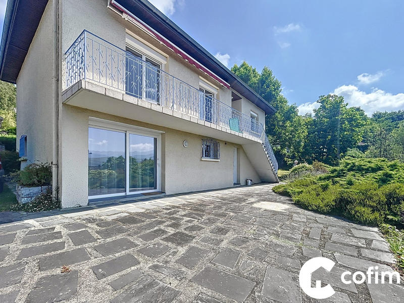 Maison - 185 m² - 6 pièces