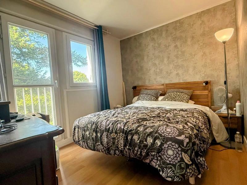 Appartement - 94 m² - 4 pièces