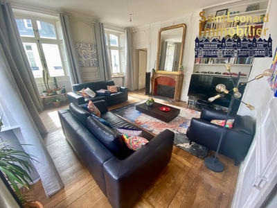 Appartement - 170 m² - 7 pièces