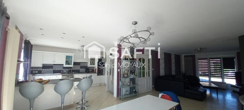 Maison - 190 m² - 10 pièces