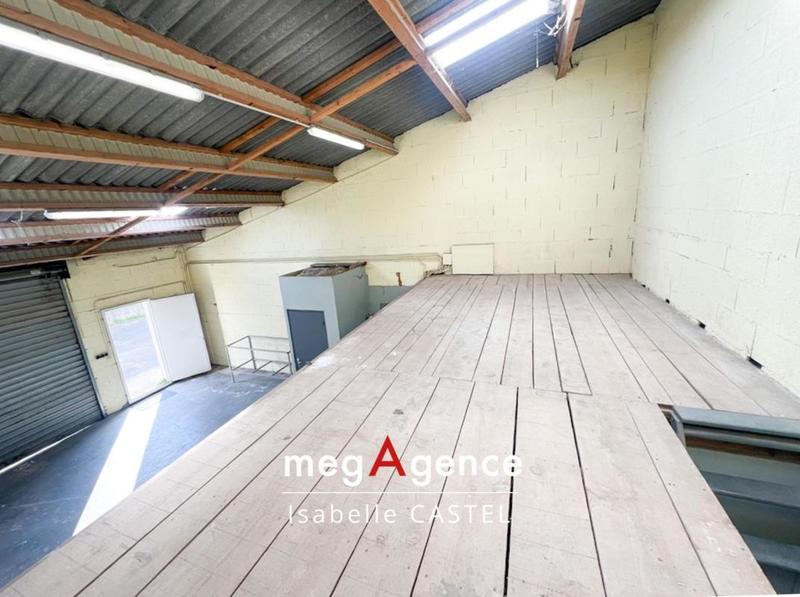 Local commercial - 84 m² - 2 pièces
