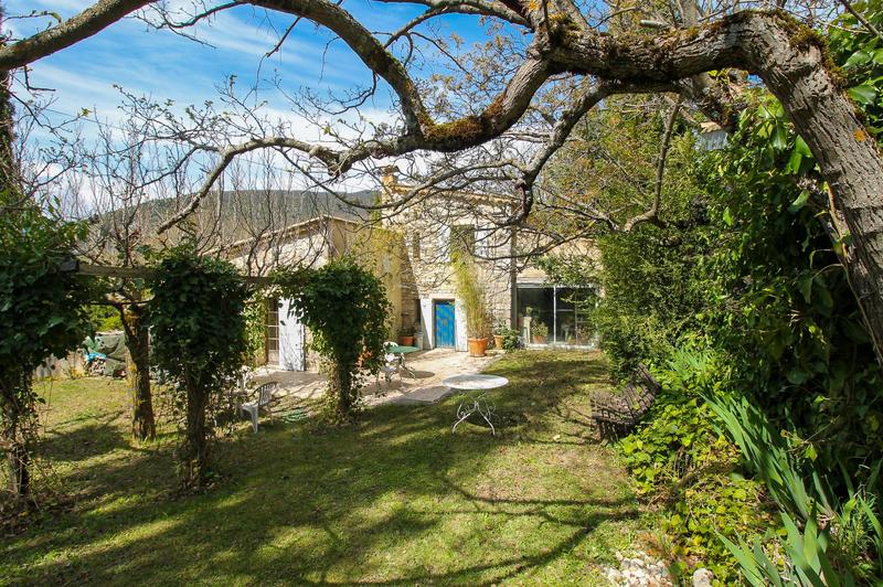 Mas - 142 m² - 6 pièces