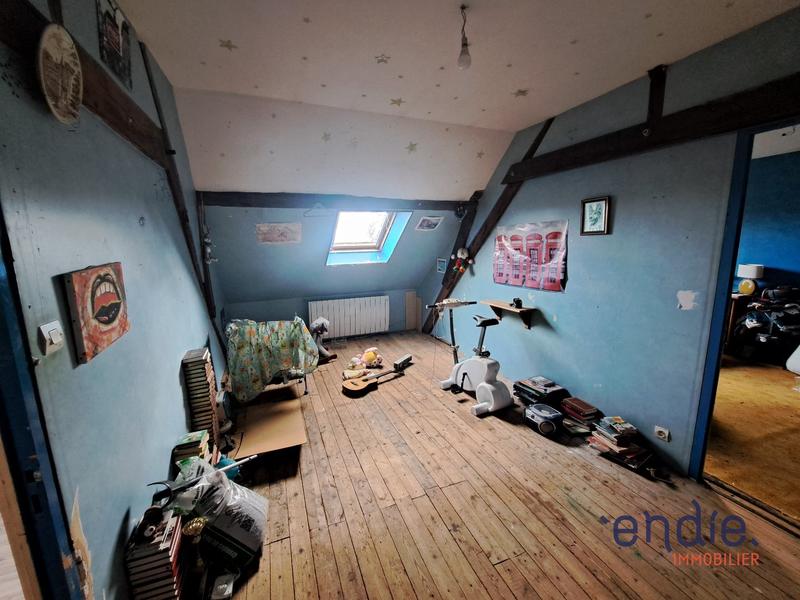 Maison - 213 m² - 9 pièces