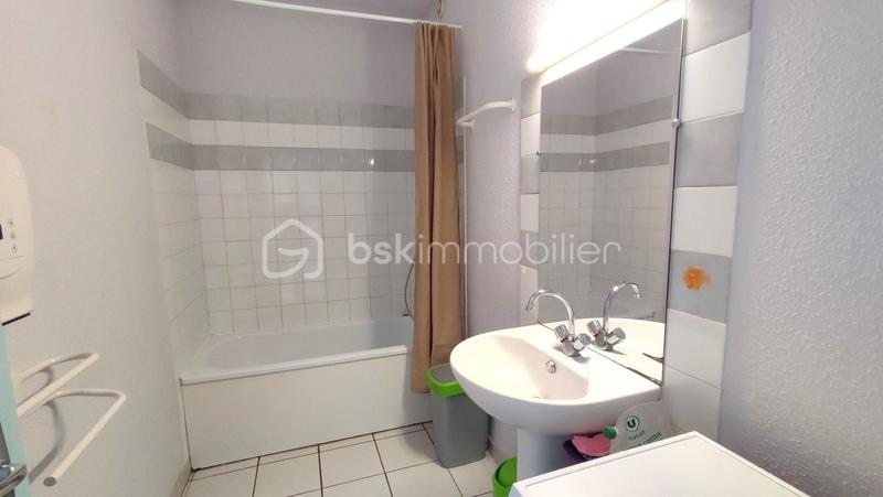 Immeuble - 255 m² - 18 pièces