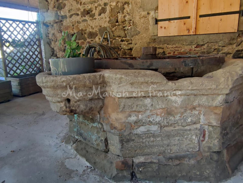 Maison - 300 m² - 10 pièces