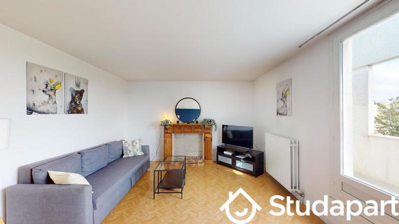 Chambre - 10 m² - 1 pièce