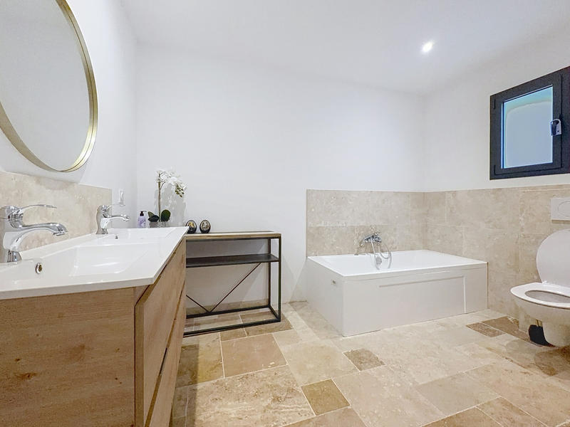 Villa - 151 m² - 5 pièces