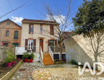 Maison - 84 m² - 4 pièces