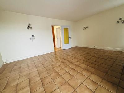 Appartement - 76 m² - 3 pièces