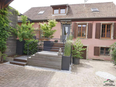 Maison - 122 m² - 6 pièces