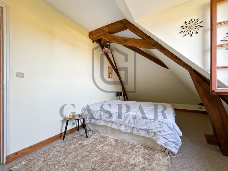 Maison ancienne - 213 m² - 9 pièces