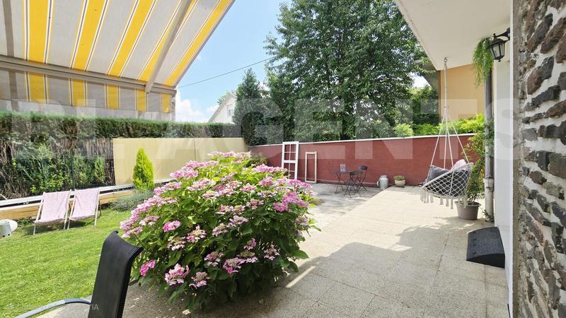 Maison - 183 m² - 10 pièces