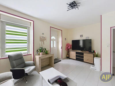 Maison - 100 m² - 7 pièces