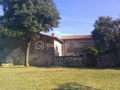 Maison en pierre - 141 m² - 5 pièces