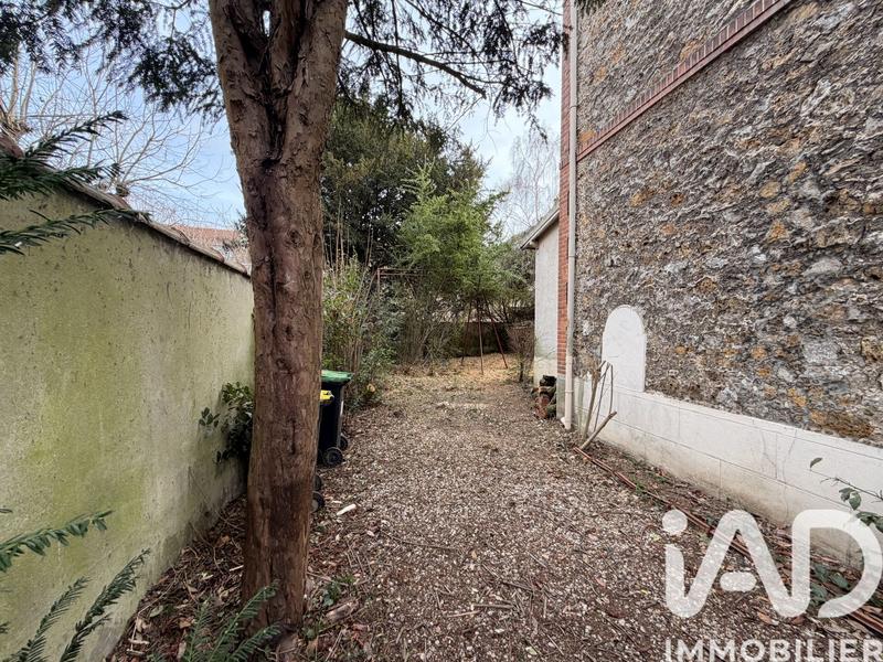 Maison - 112 m² - 8 pièces