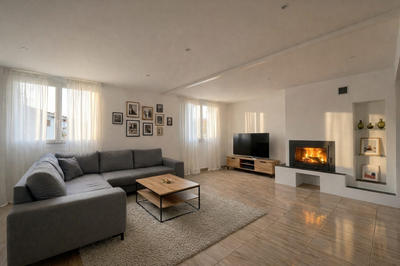 Maison - 142 m² - 8 pièces