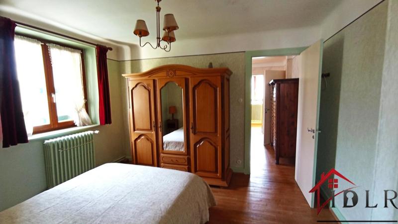 Maison - 277 m² - 10 pièces