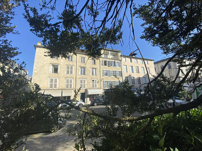 Local commercial - 54 m² - 1 pièce