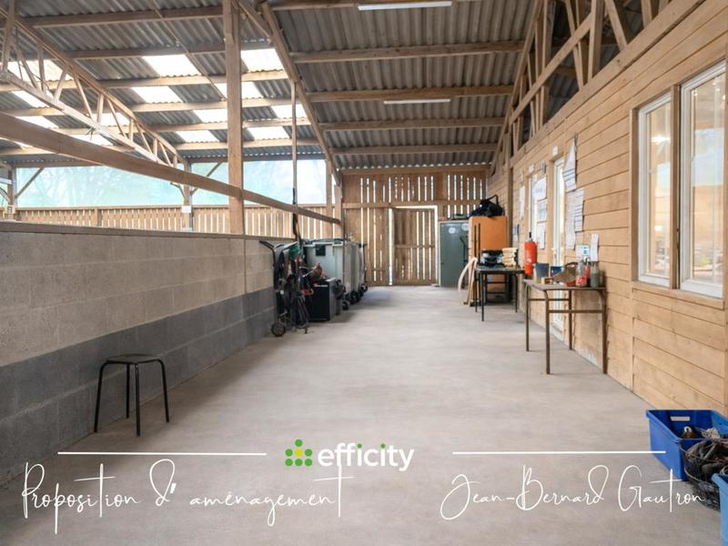 Maison de domaine équestre - 1 391 m² - 2 pièces