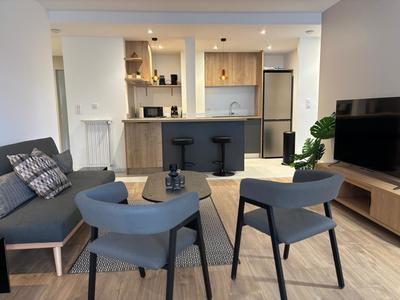 Appartement - 115 m² - 6 pièces