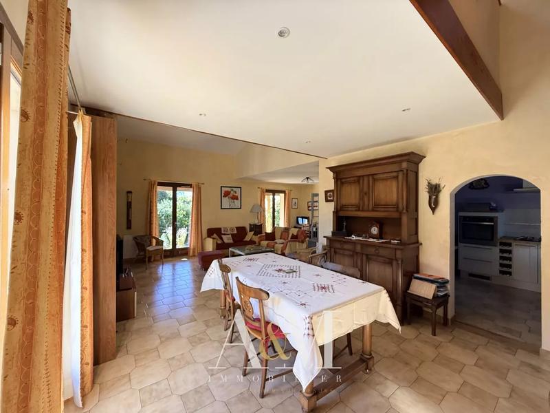 Villa - 120 m² - 4 pièces