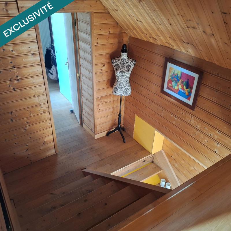 Maison - 121 m² - 7 pièces