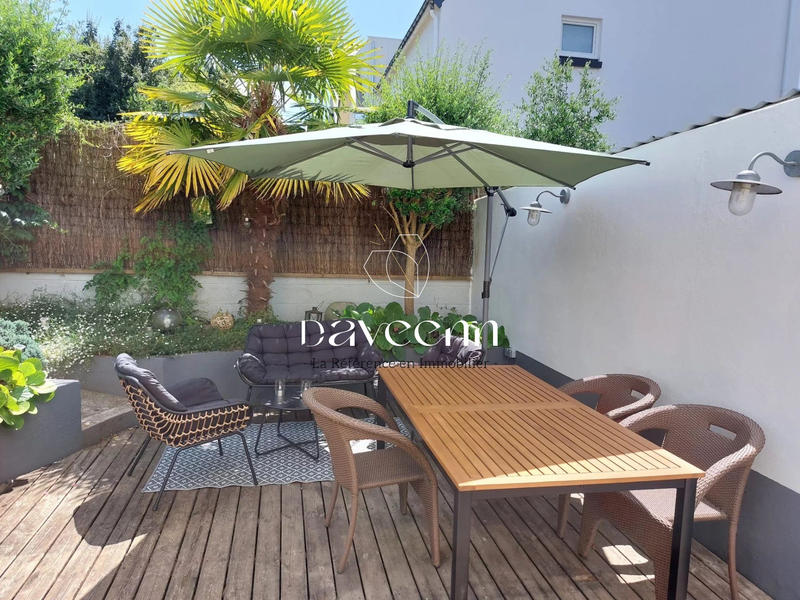 Maison - 143 m² - 7 pièces