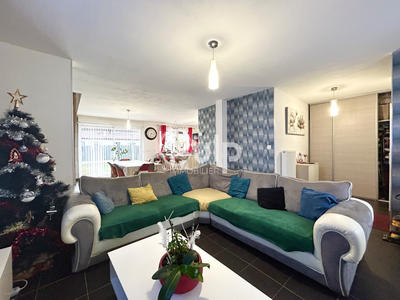 Pavillon - 125 m² - 7 pièces