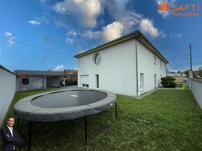 Maison - 236 m² - 5 pièces