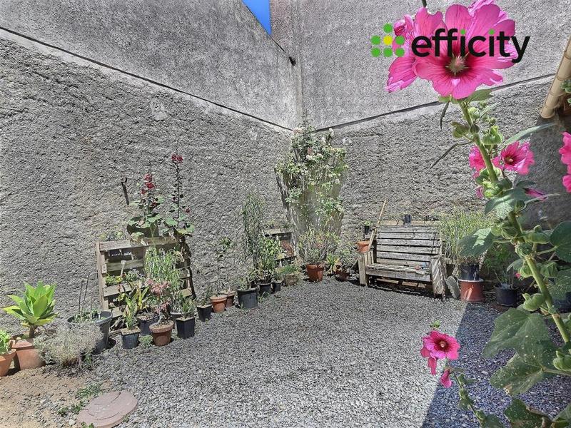 Maison - 92 m² - 5 pièces