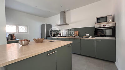 Maison - 190 m² - 5 pièces