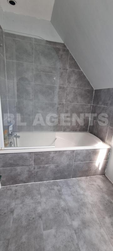 Maison - 96 m² - 4 pièces