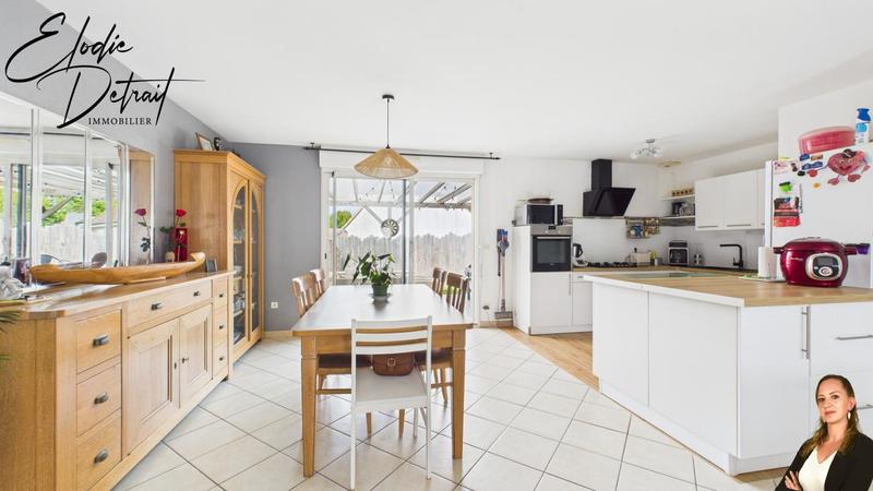 Pavillon - 131 m² - 7 pièces