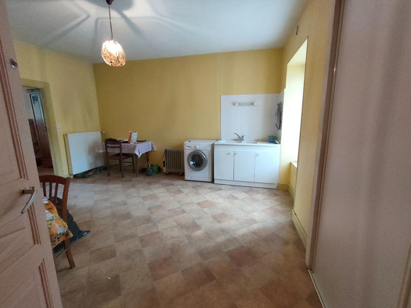 Maison - 176 m² - 9 pièces