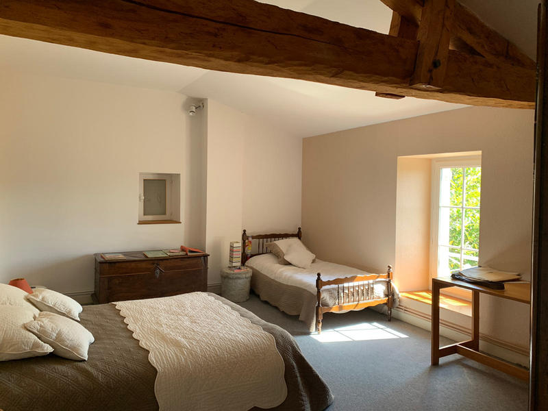 Maison - 279 m² - 8 pièces