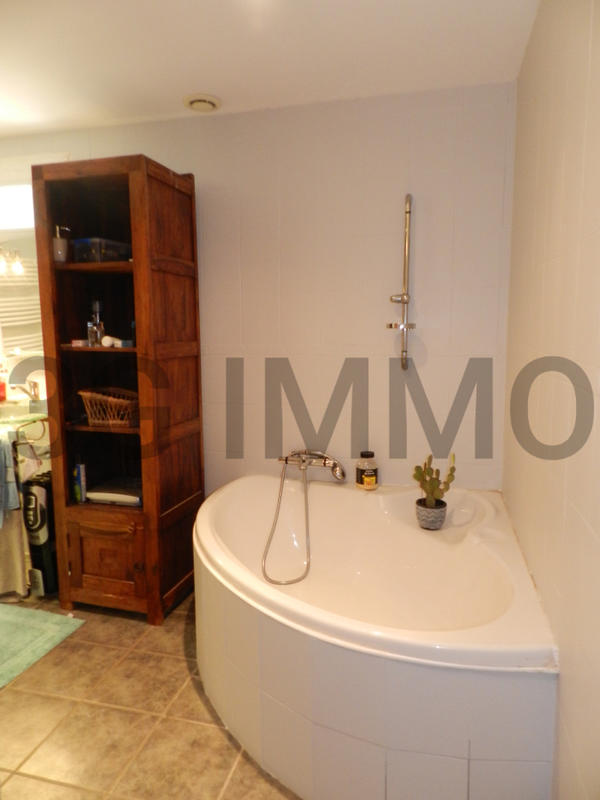 Maison - 141 m² - 7 pièces