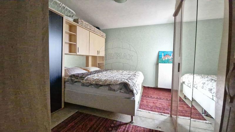 Villa - 220 m² - 8 pièces