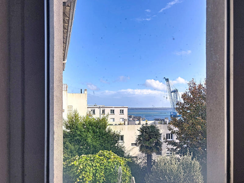 Maison - 106 m² - 5 pièces