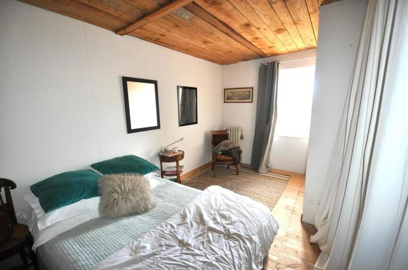 Maison en pierre - 450 m² - 12 pièces