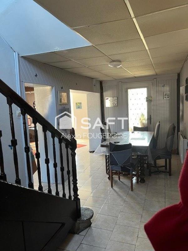 Maison - 236 m² - 7 pièces