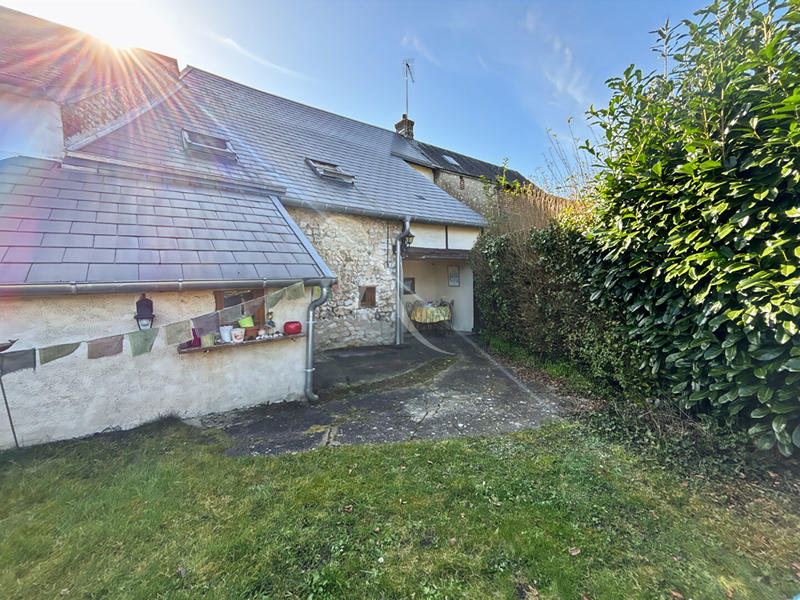 Maison - 80 m² - 4 pièces