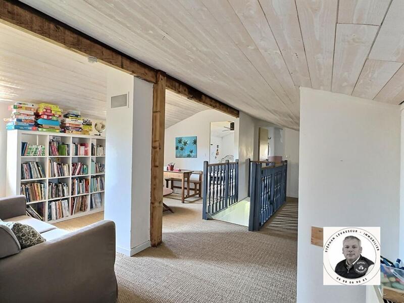 Maison - 177 m² - 6 pièces