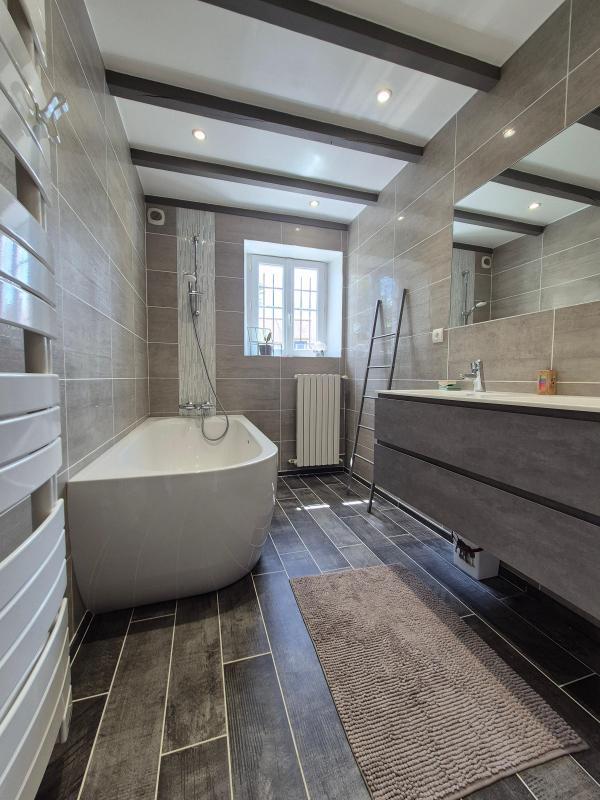 Maison - 136 m² - 6 pièces