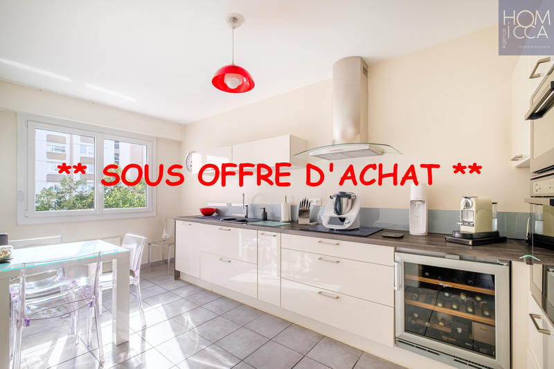 Appartement - 92 m² - 4 pièces