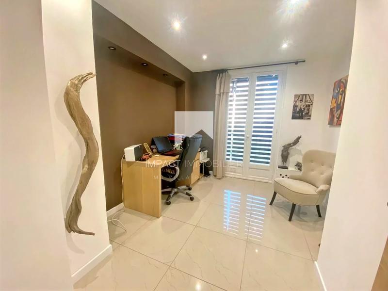 Appartement - 75 m² - 4 pièces