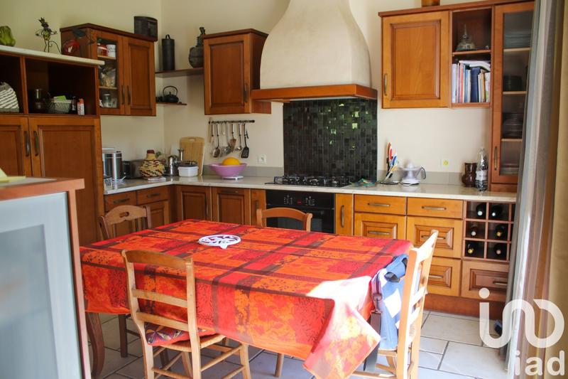 Maison - 257 m² - 8 pièces